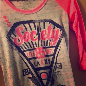 Three quarter length tee